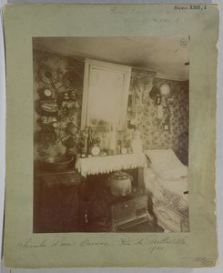 Slaapkamer van een vrouwelijke arbeider, rue de Belleville, Parijs